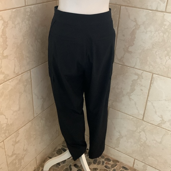 Athleta Uptown Ankle Pant Size 6 - Picture 8 of 14